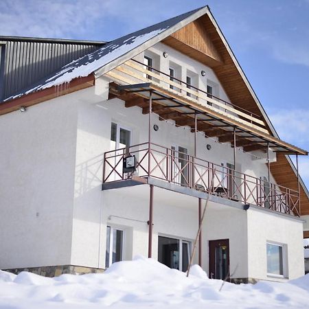 White House Gudauri Hotel Exterior photo