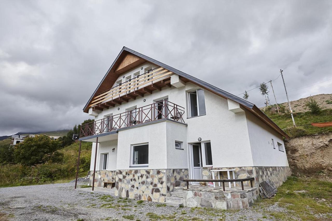 White House Gudauri Hotel Exterior photo