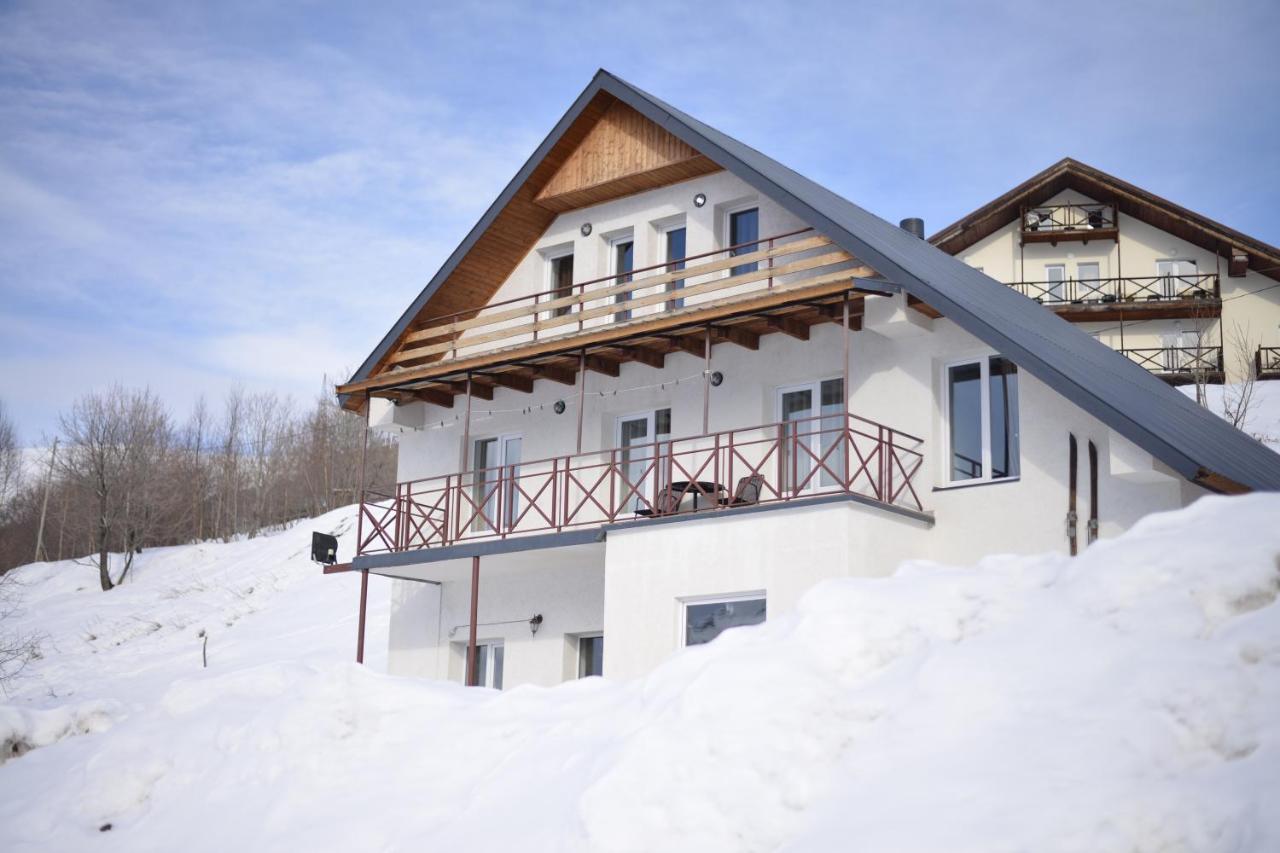 White House Gudauri Hotel Exterior photo
